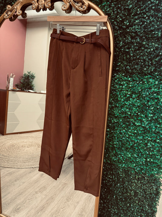 Brown Dress Pants w. belt